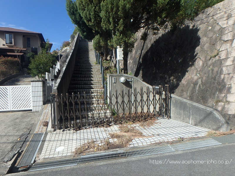 北東側より