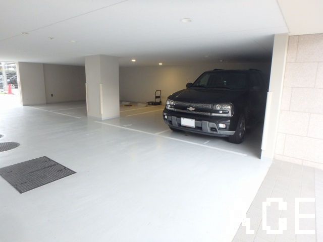 駐車場／屋内平面式
