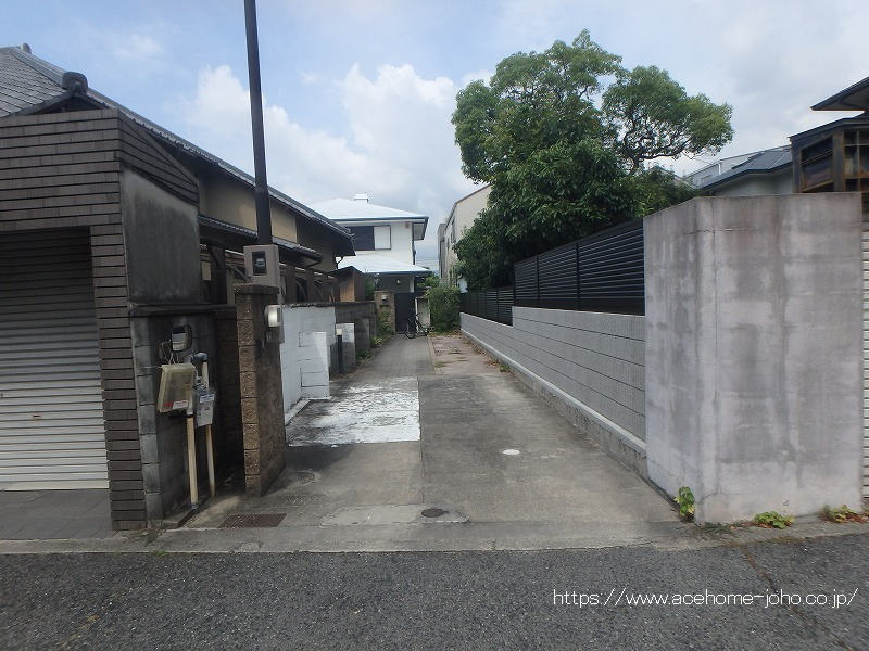 東側より