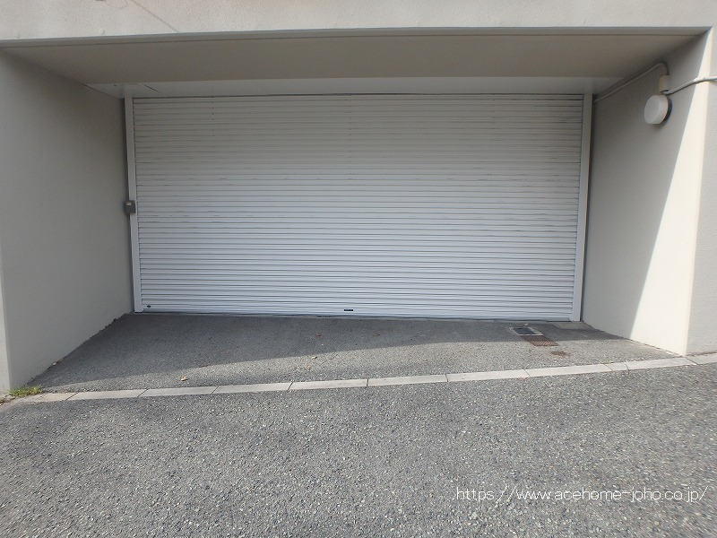 駐車場は並列2台可