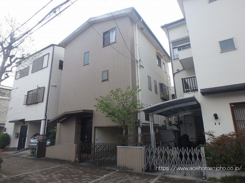 北西側より