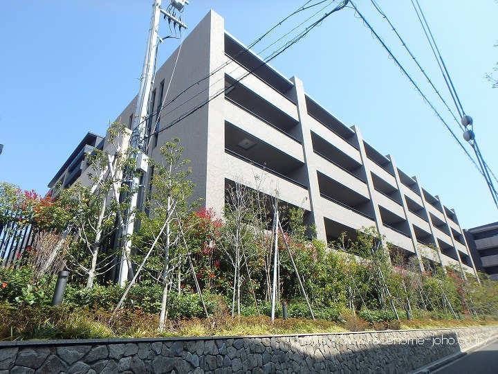 建物外観/南西側より