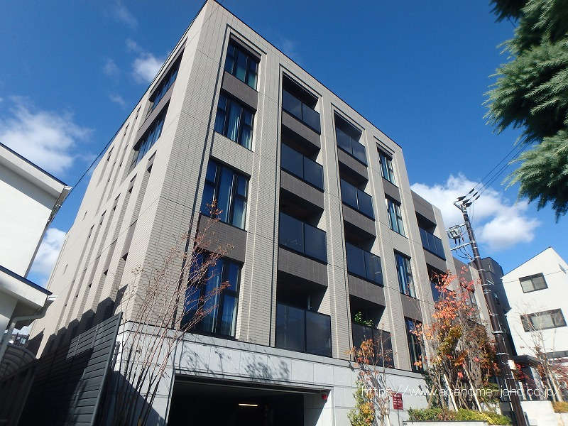 建物外観/南東側より