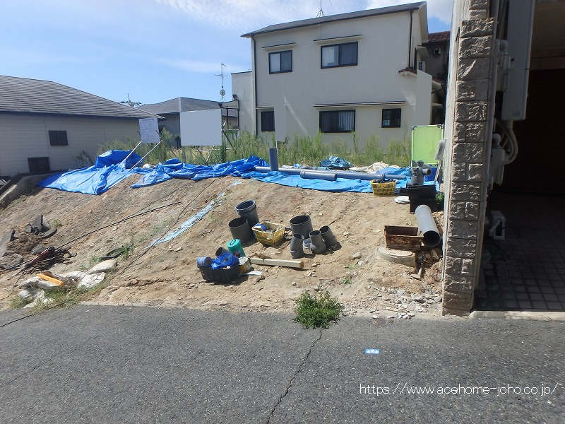 東側より