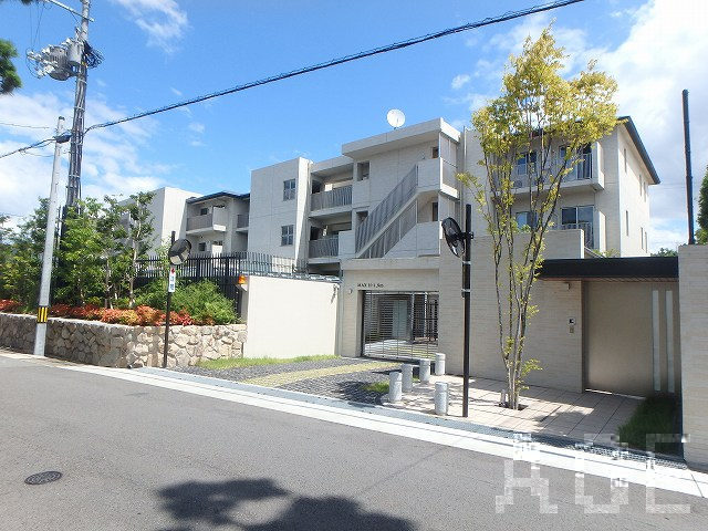 建物外観／南西側より