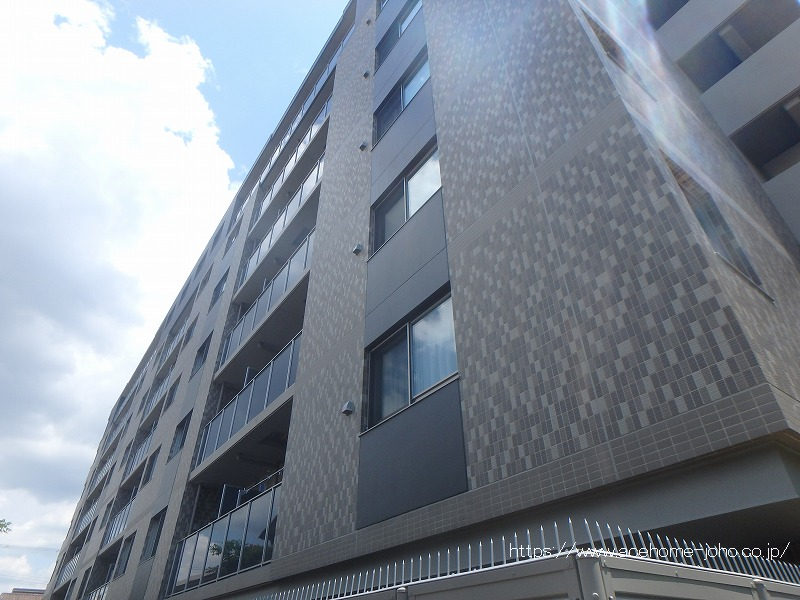 建物外観/南西側より