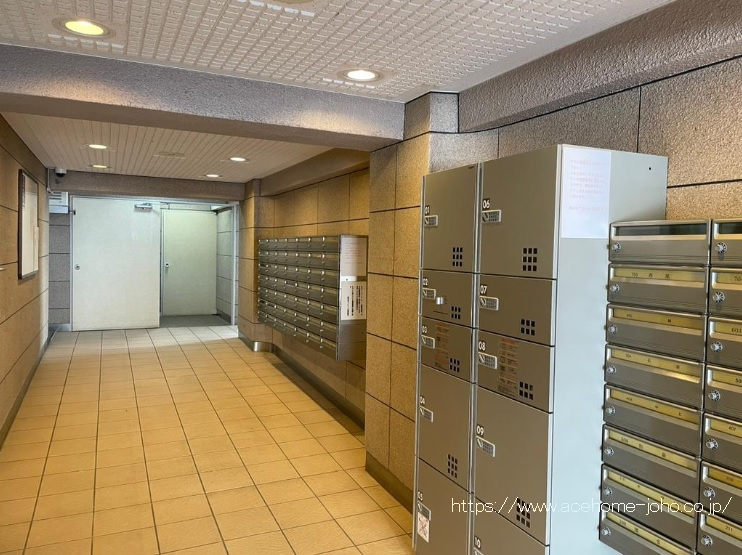 ポストと宅配ボックス