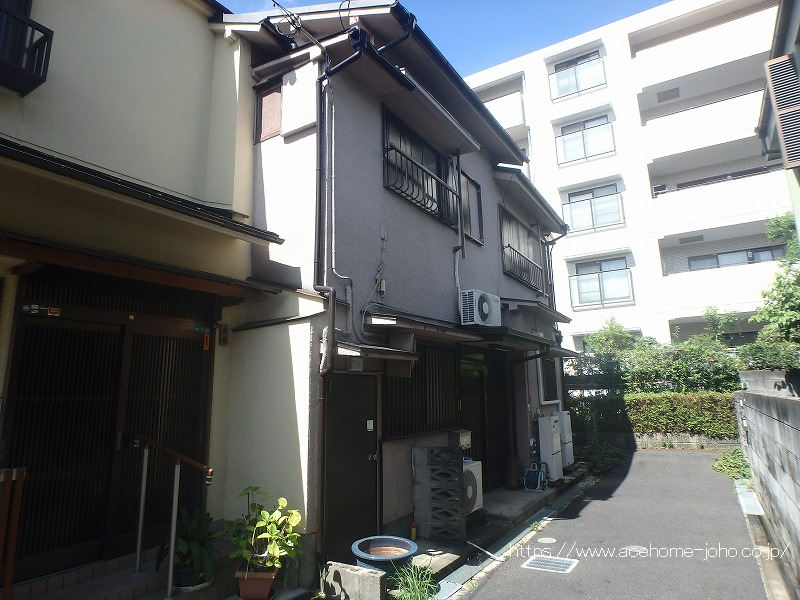 北東側より
