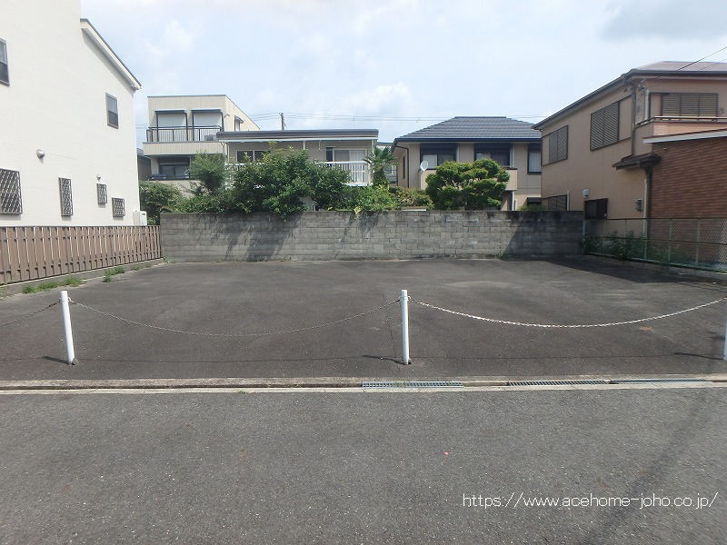 南側より