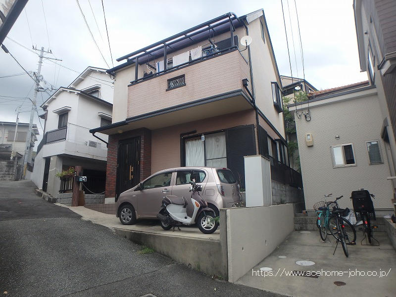 南東側より