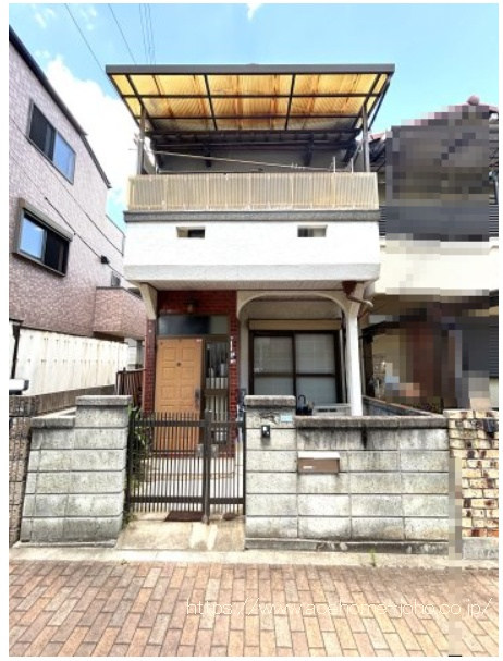 南側より